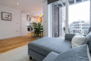 2 Bed Shoreditch Flat - Image 4