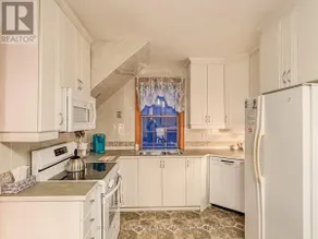 Spacious Downtown Loft - Image 5