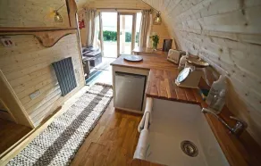 Fox - 2 bedroom cabin - Image 3