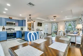 Fairways & MLB Fun! Poolside Haven in Lehigh Acres - Image 4