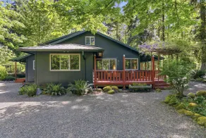 Large Mt Hood Cabin | Hot Tub | 5 Bedrooms - Image 2