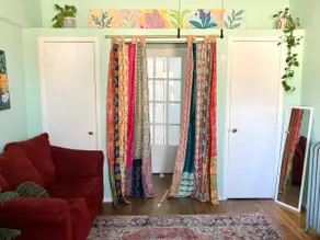 Artsy Cozy Private Studio- Private Entrance & Bath - Image 2