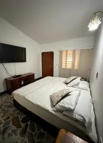 Luxury and exclusivity in the best area - Image 4