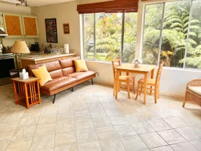 Beautiful island getaway: pool, lanai, garden view - Image 2