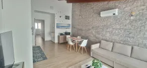 Little house - Image 3