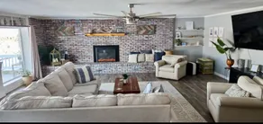Gorgeous Gantt Lake House - King bed +Kayaks! - Image 3