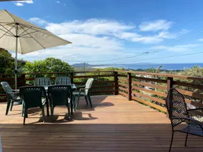 Sunny House with Stunning Ocean Views - Image 2