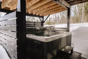 Cozy cottage + hot tub and fireplace - Image 2