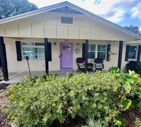 Mermaid Cottage: 10 min. to beach-fully stocked - Image 2