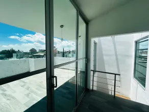 Beautiful house with a terrace - Image 2