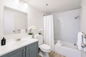 Hartford Home w/ Skyline Views near Bushnell Park! - Image 4