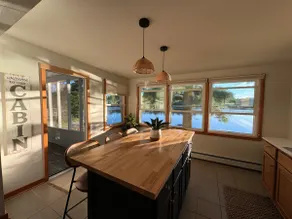 Peaceful Lakehouse Vacation just 30 minutes from The Dells! - Image 3