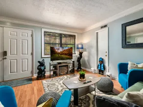 The BearBnB - Pet friendly, 5 mins to downtown - Image 4