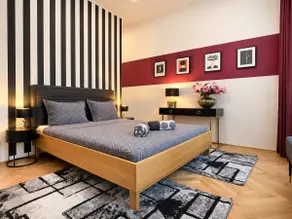Stylish Apt for 4 near MuseumsQuartier Metro U2 & U3 - Image 3