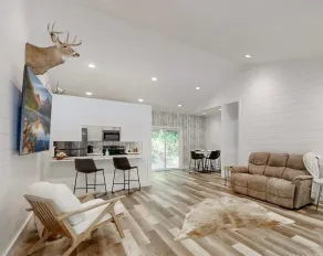 Cozy Retreat in the Trees•4.8 to Highlands•No Fees - Image 4