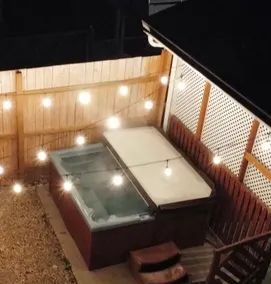 Cozy, Hot Tub & Close to Ski - Image 2
