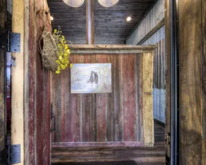 Glass Lodge- SD Bucket List to Stay - Image 3