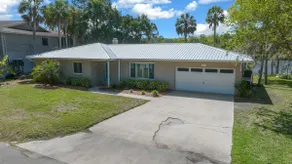 Manatee Cove - Image 3
