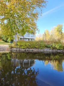 Martineaulac / waterfront / large chalet - Image 5