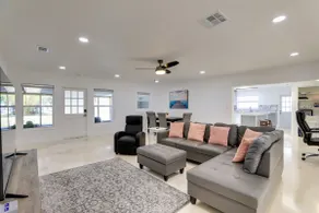 Dog-Friendly Home w/ Patio & BBQ in Bradenton - Image 4