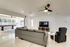 Dog-Friendly Home w/ Patio & BBQ in Bradenton - Image 5