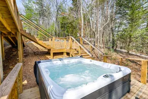 Modern Cabin Hot Tub FIre Pit + Summer specials - Image 3