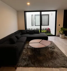 New, comfortable and safe house (A/C and parking) - Image 2