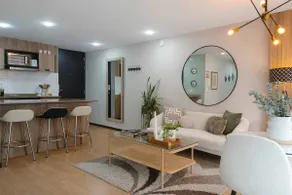 LIKE a HOME: Queen&Full Beds + Balcony + Parking - 7thFLOOR - Image 2