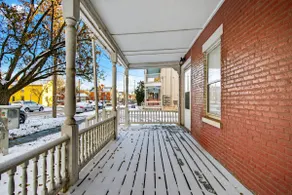 Oasis near Church Street - Image 5