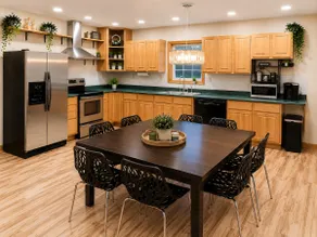 Great View, 7 mins to Ark, In Town, 4 BR, 3 BA - Image 3