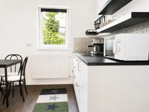 Garden Home - Image 4