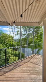 Relaxed Buderim Home | Large Deck, 5 min to Beach - Image 3