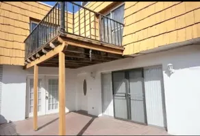Entire Home only 8 Minutes away from Beaches - Image 3