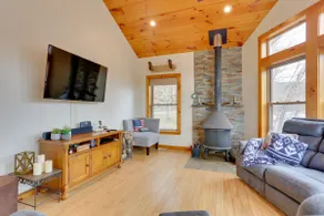 Pet-Friendly Hancock Home on the Delaware River! - Image 2
