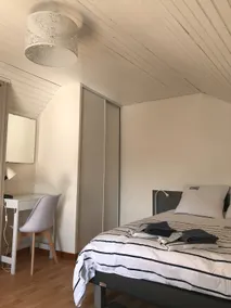 Warm attic apartment with 2 bedrooms - Image 3