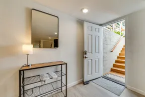 Remodeled Maple Leaf Basement Apt! 7 Mi to Seattle - Image 5