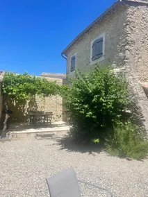 Air-conditioned stone house with a small garden – sleeps 6 - Image 4