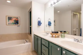 Two Story Condo in Downtown Raleigh | Free Parking - Image 5