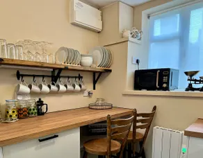 2 bedroom accommodation in Cheddleton, near Leek - Image 4