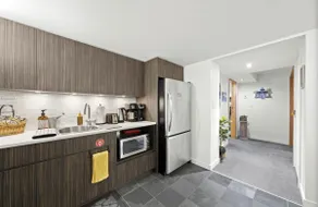 Oceanfront Oasis, HotTub, Walk to Beach - Image 4