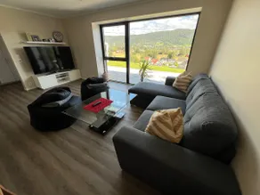 Valley House - Image 2