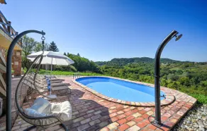 Awesome home in Jelenscak with sauna - Image 2