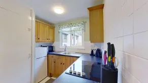 35 Strawberry Hill, Tolroy Manor - Image 4