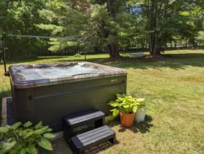 Stylish Cabin w/ Hot Tub, Fire Pit & Vinyl Records - Image 3