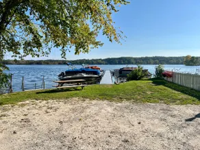 Michigan Getaway Cottage - Image 4