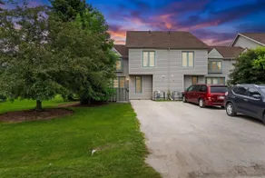 The Family Escape Townhome - Image 2