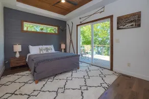 Welcome to The Hideaway on Highland. - Image 4