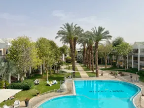Indoor parking - the promenade, malls, and restaurants are a 5-10 minute walk - Image 4