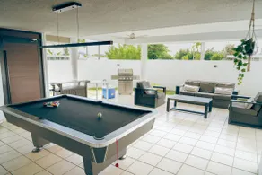 Casa Va-Le: Luxury Retreat with Private Pool - Image 5