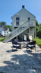 Westerly Garden Apartment Minutes Walk to Downtown - Image 3